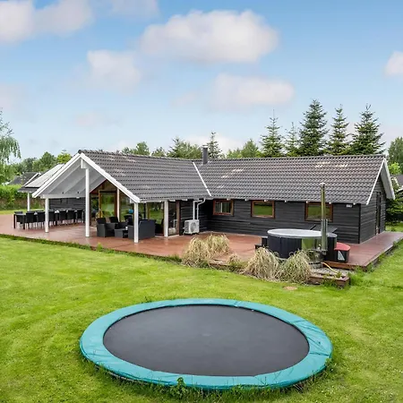 Beautiful In Vaeggerlose With Wifi Holiday home *
