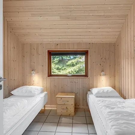 Holiday home Beautiful In Vaeggerlose With Wifi